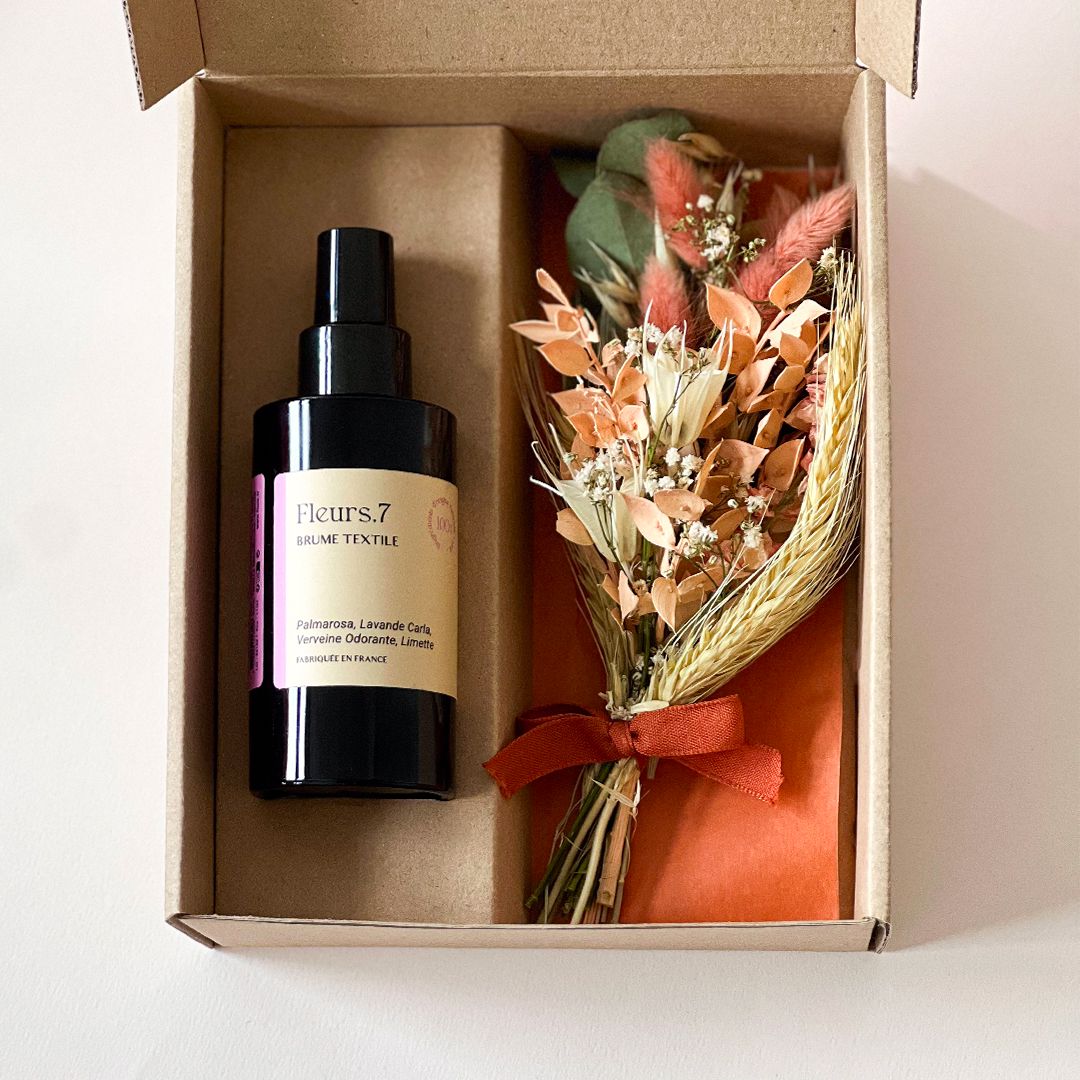 Coffret Signature Flüm – Brume textile 100ml & bouquet de fleurs séchées Boutique Flüm 