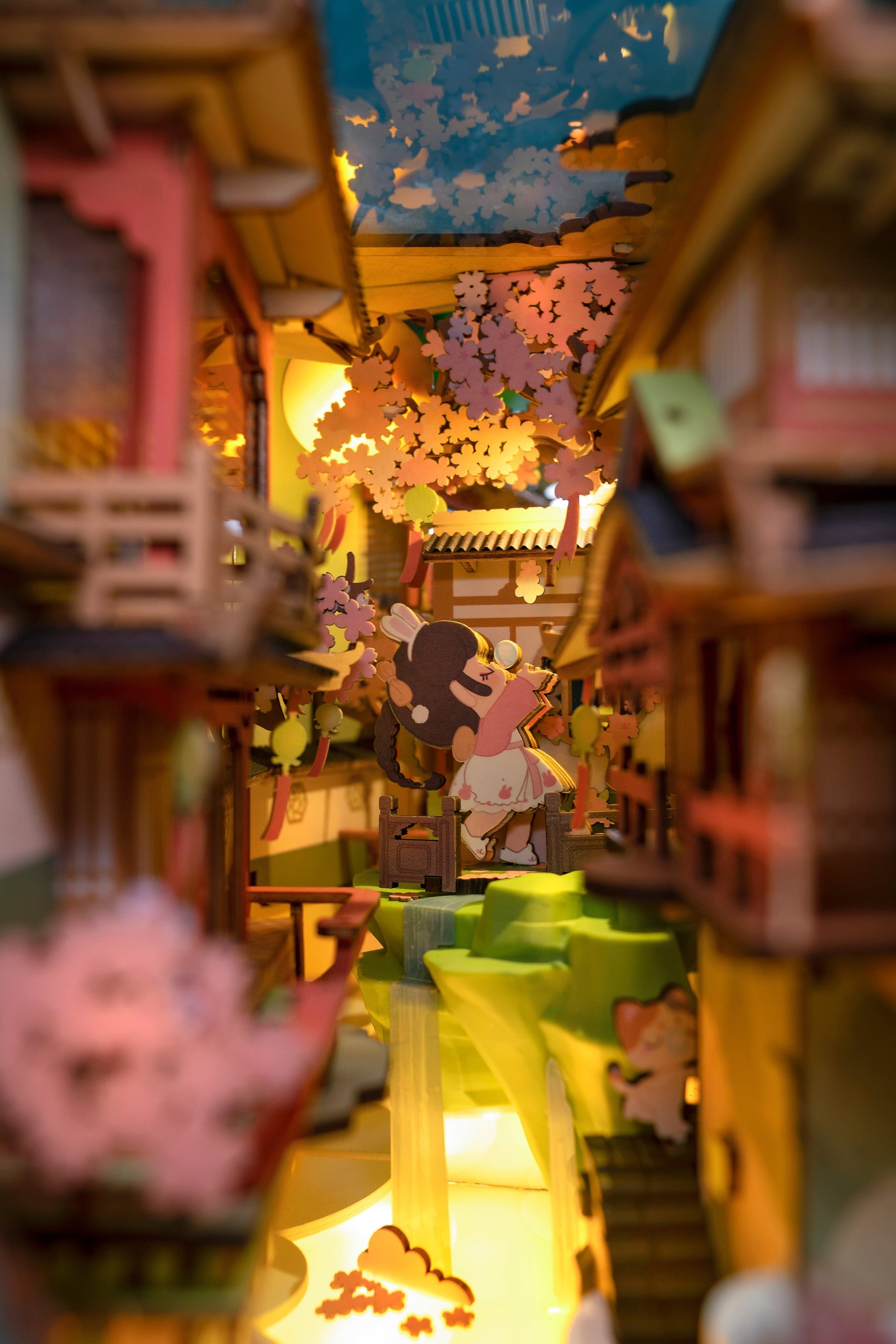 Maquette serre - livres, Falling Sakura - Rolife - Missa Arles